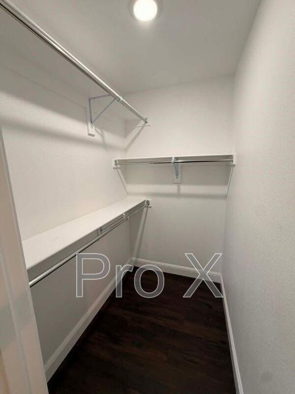 Building Photo - 209 Munson St