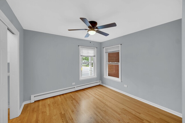 Building Photo - 1821 S Harlem Ave