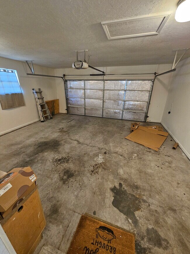 Building Photo - 4426 High School Rd