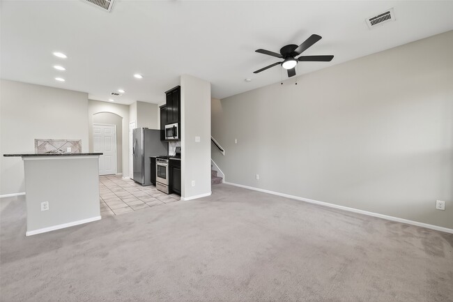 Building Photo - 6019 Wesley Manor Ct