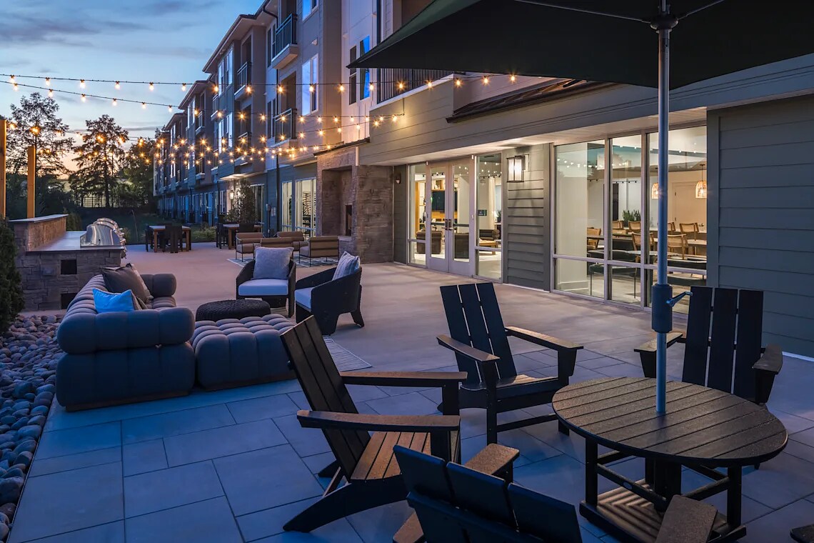 Building Photo - 2110 Birkhall St