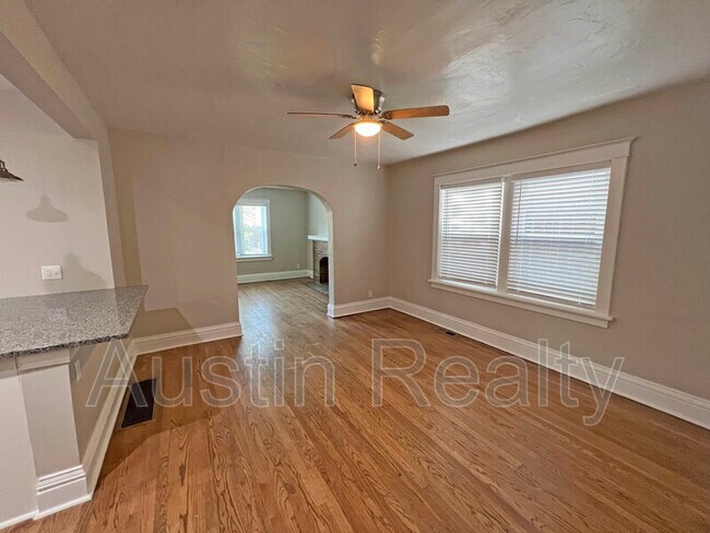 Building Photo - 7316 Lindell Blvd