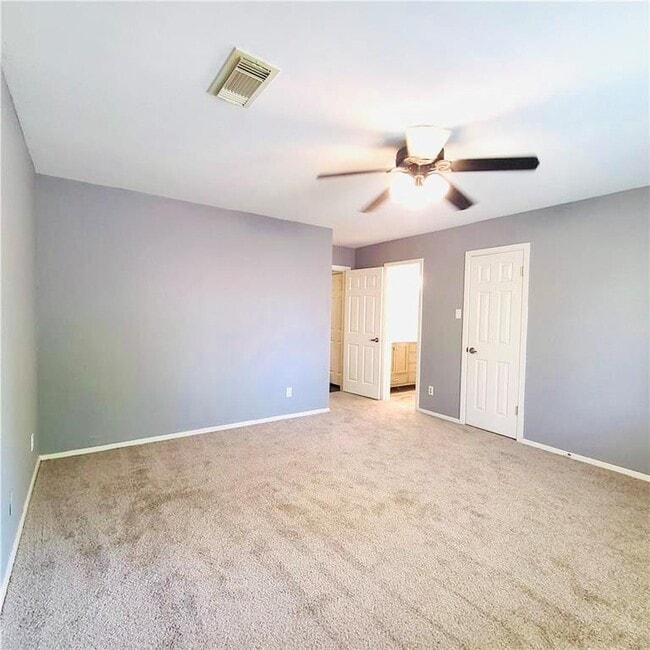Building Photo - 3700 Cookstown Dr