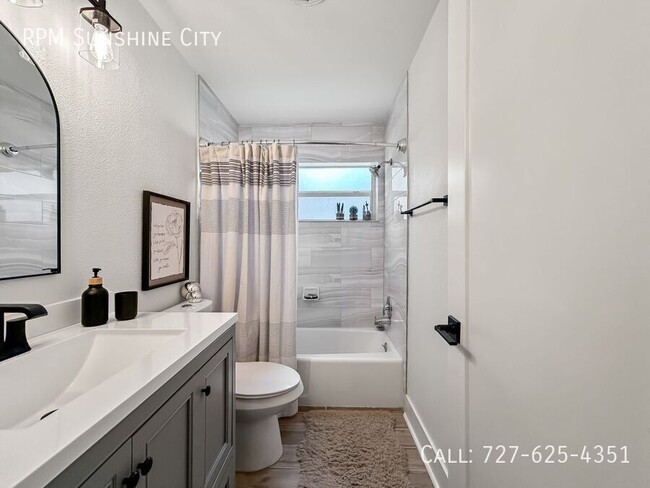 Building Photo - 280 79th Ave N