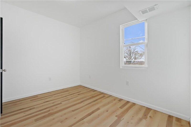 Building Photo - 7711 Westmoreland Ave
