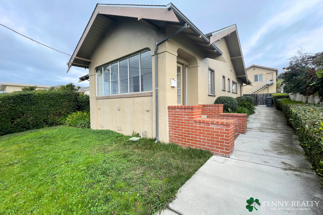 Building Photo - Three Bedroom Home near South San Francisc...