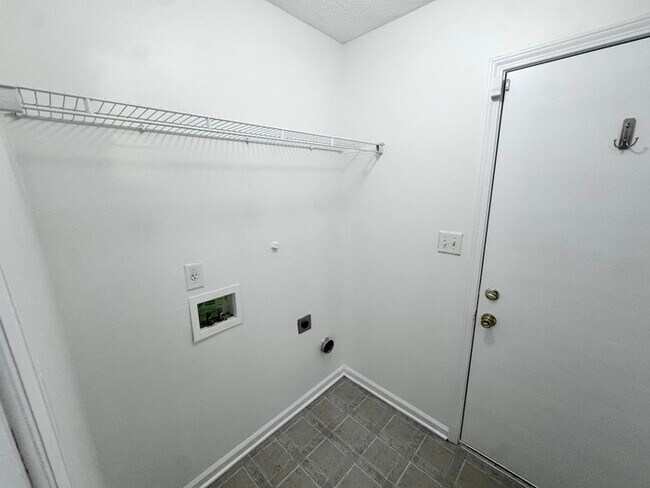 Building Photo - 11230 Cashmere Wood Dr