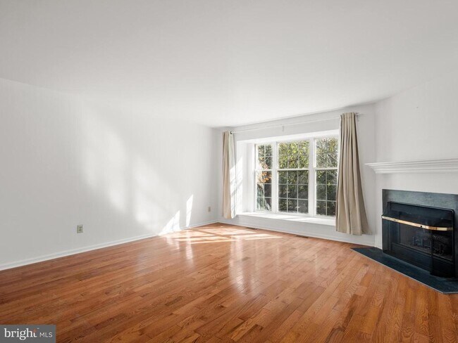 Building Photo - 109 Driftwood Ln