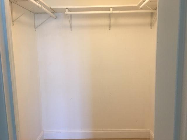 Building Photo - 4154 Inverrary Dr