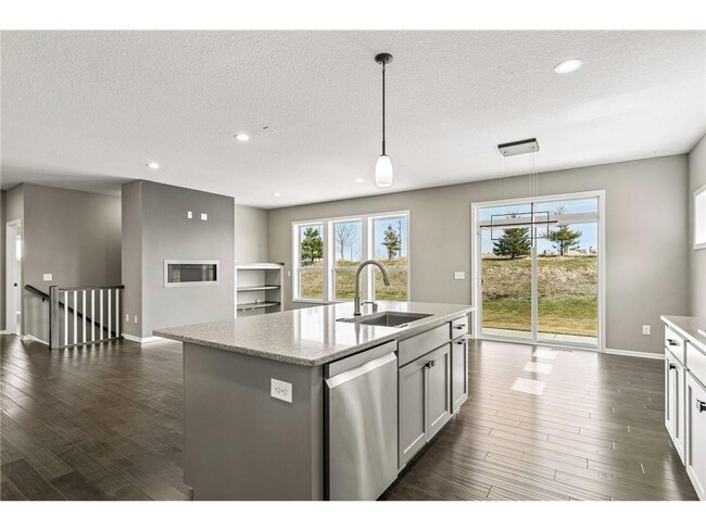 Building Photo - 16122 Estate Ln