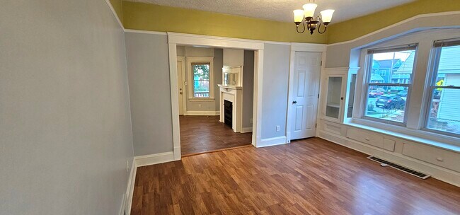 Building Photo - 1345 W 65th St