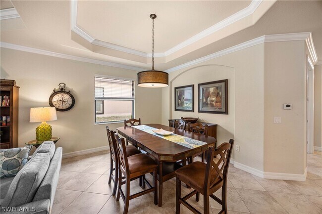 Building Photo - 9234 Veneto Pl