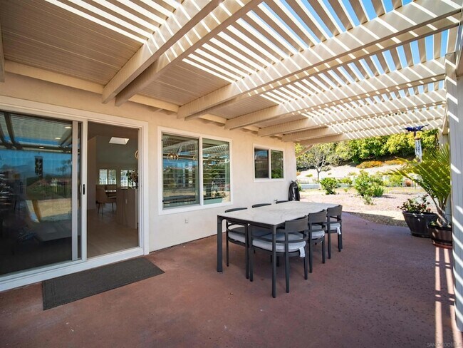 Building Photo - 11748 Via Chona