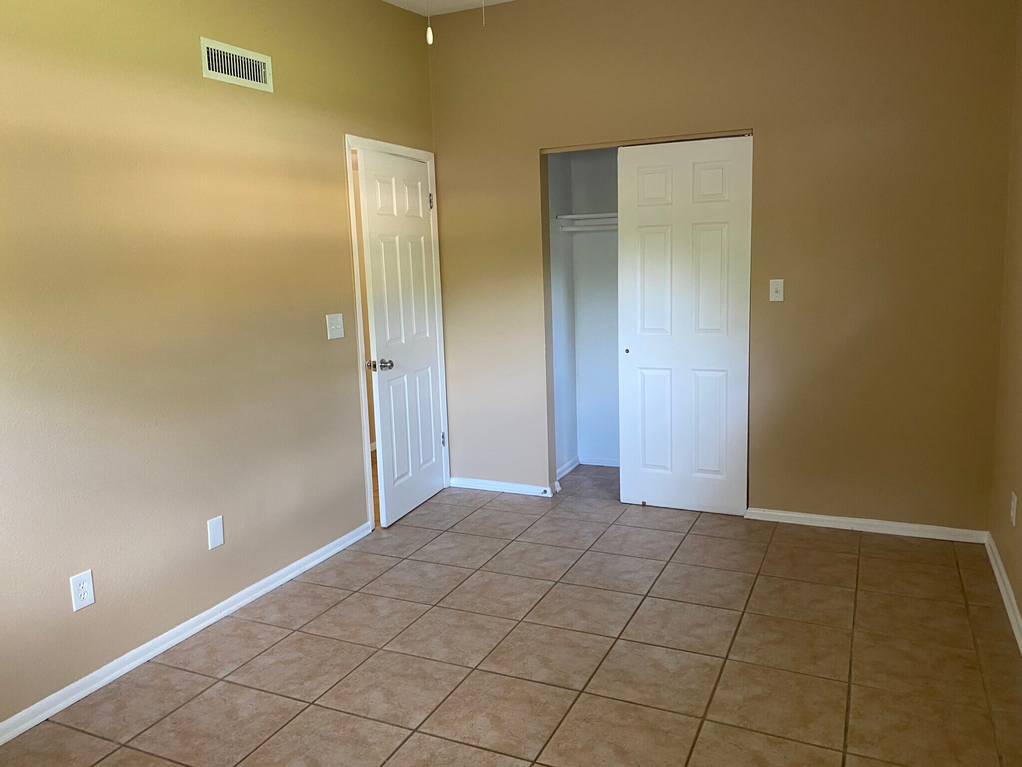 Building Photo - 134 Wilson Dr