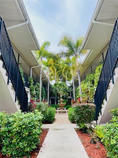 Building Photo - 212 S Church Ave