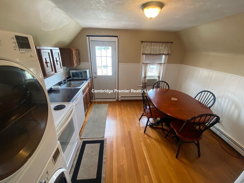 Building Photo - 50 Lowden Ave