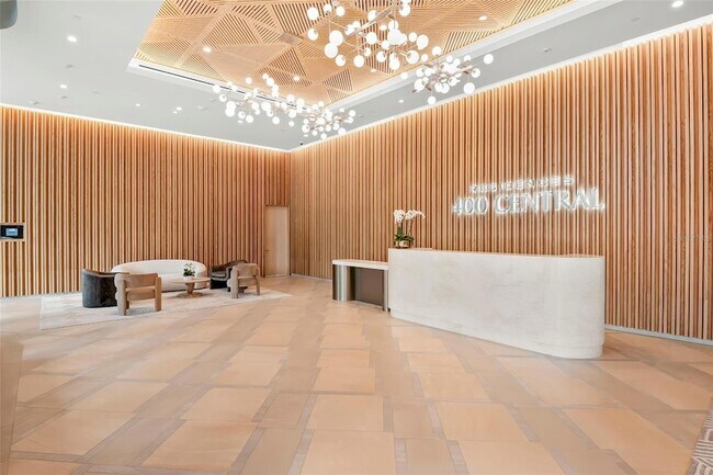 Building Photo - 400 Central Ave