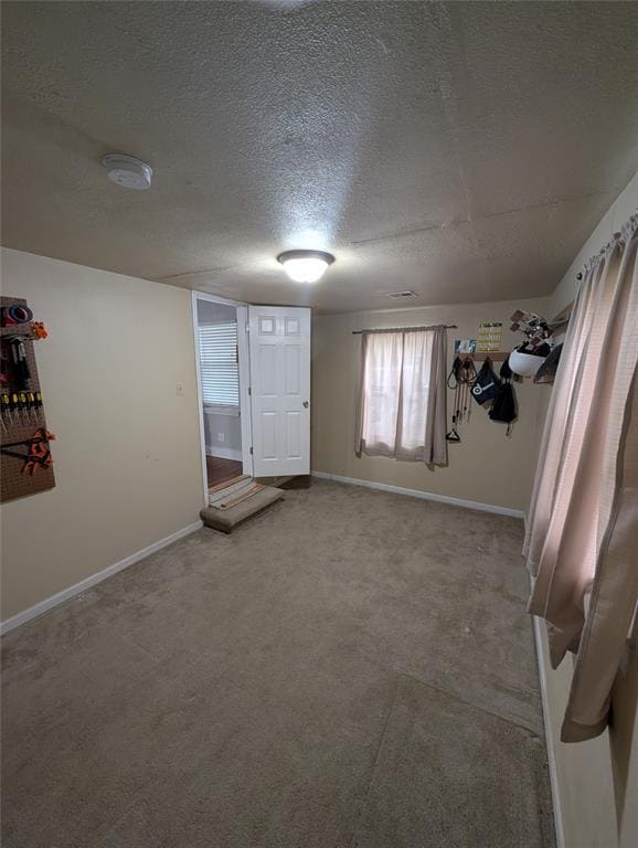 Building Photo - 101 Maple Ln