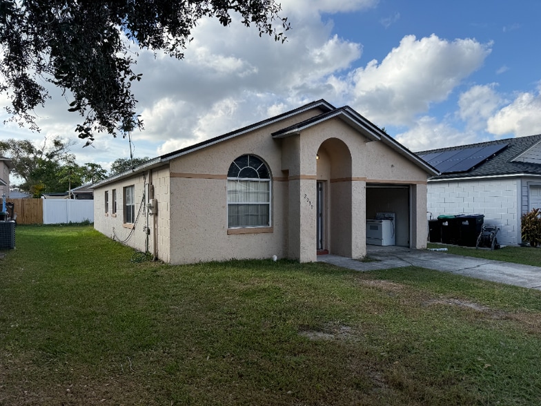 Building Photo - 2039 Garwood Dr