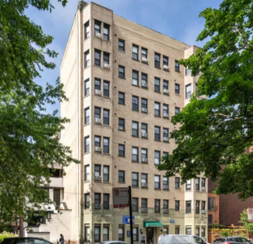 Building Photo - 555 W Arlington Pl