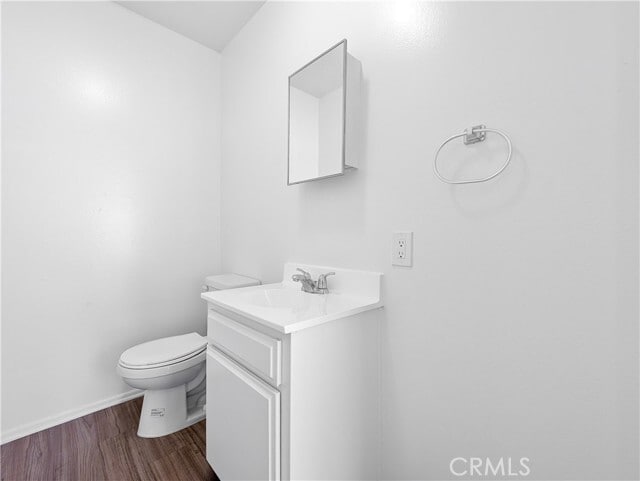 Building Photo - 17312 Chatsworth St