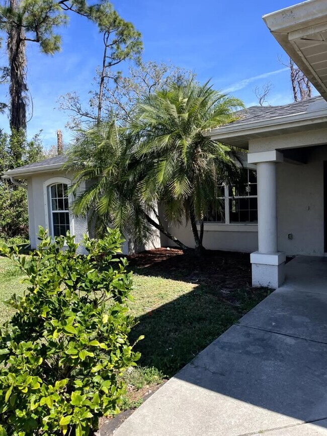 Building Photo - 1534 Mincey Terrace