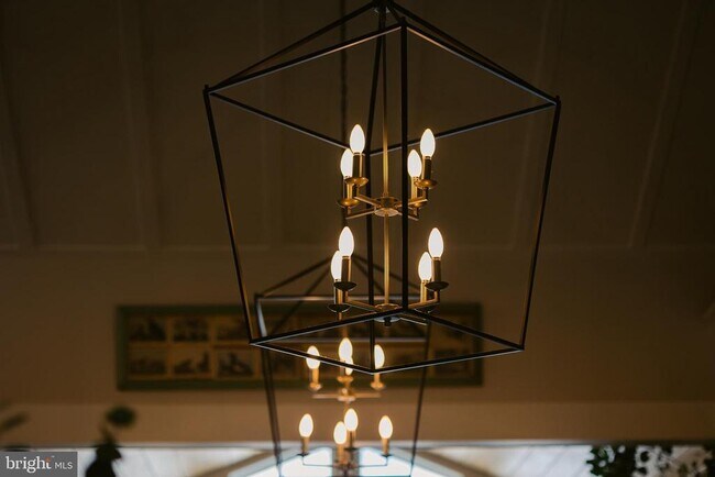 Building Photo - 13230 Falls Rd