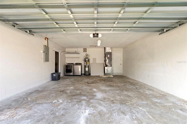 Building Photo - 4510 68th Ave N
