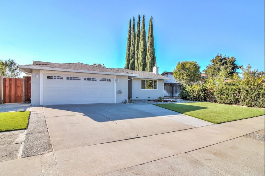 Primary Photo - 487 Tuscarora Dr