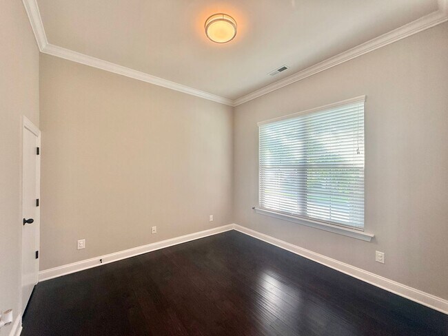 Building Photo - 4109 Bluff Oak Dr