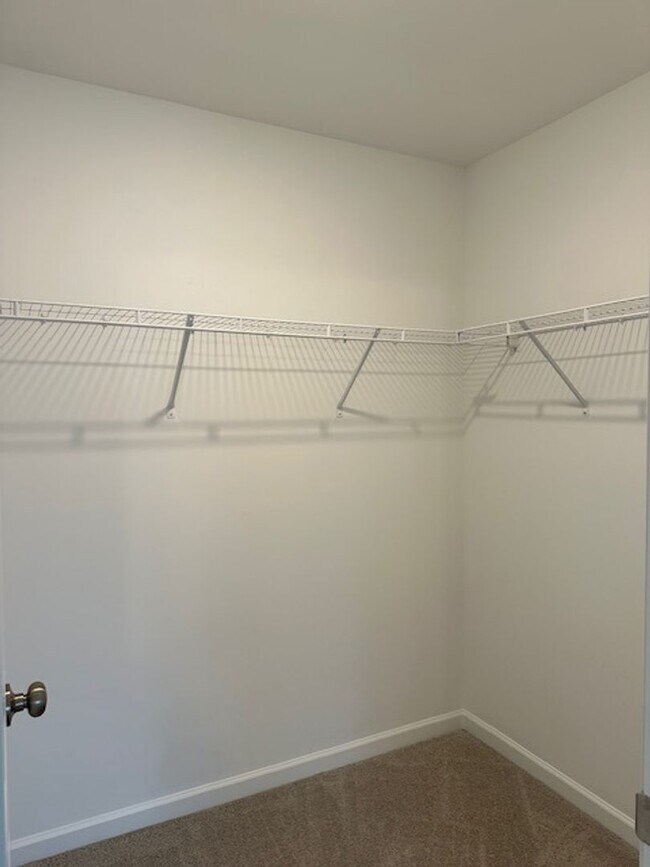 Building Photo - 67 Long Bnd Dr