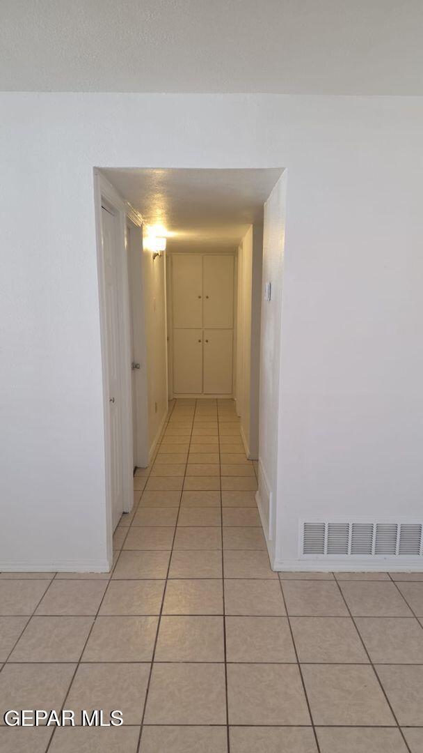 Building Photo - 316 S 6th St