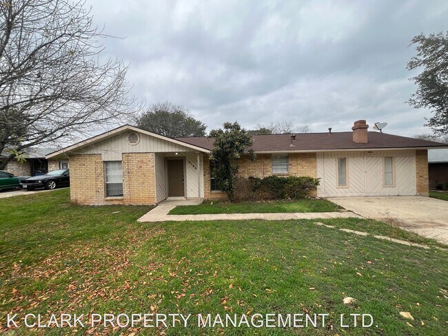 Primary Photo - 4 br, 2 bath House - 3126 MEADOW CREEK
