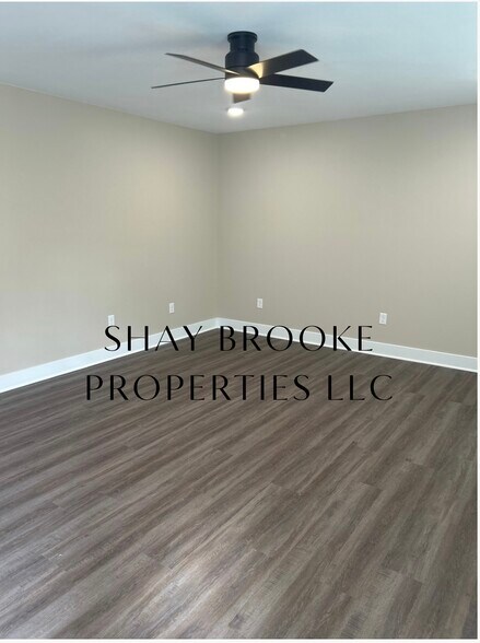 Building Photo - 2925 S Wilson Rd