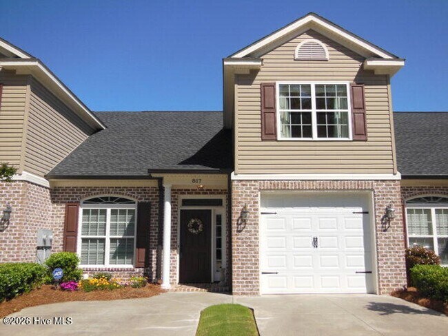Building Photo - 817 Mayo Ln