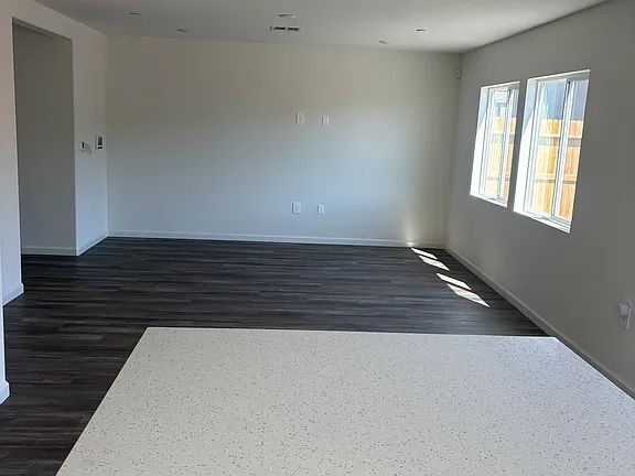 Building Photo - Single family residence, Available now!