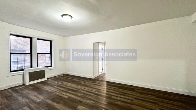 Building Photo - 305 Convent Ave