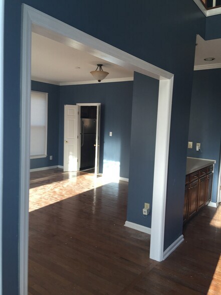 Building Photo - 3612 Calyx Ct