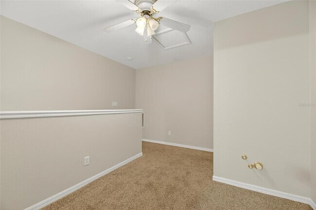 Building Photo - 172 Lake Shore Dr W