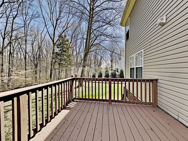 Building Photo - 156 Sundance Way