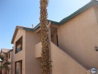 Building Photo - 1100 Rodeo Dr