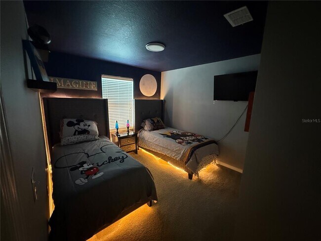 Building Photo - 5151 Adelaide Dr