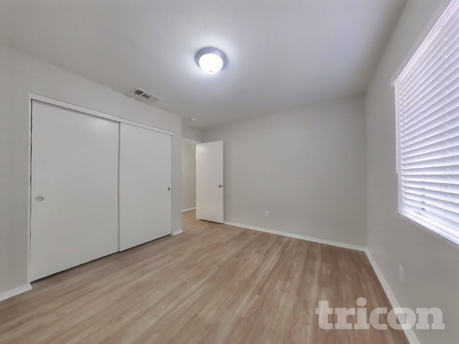 Building Photo - 9215 W Sandra Terrace