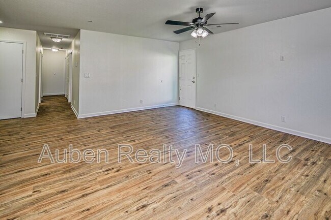 Building Photo - 1109-1111 E 173rd St