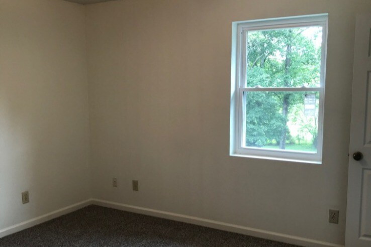 Building Photo - 199 Rockingham Rd