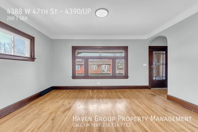 Building Photo - 4388 W 47th St