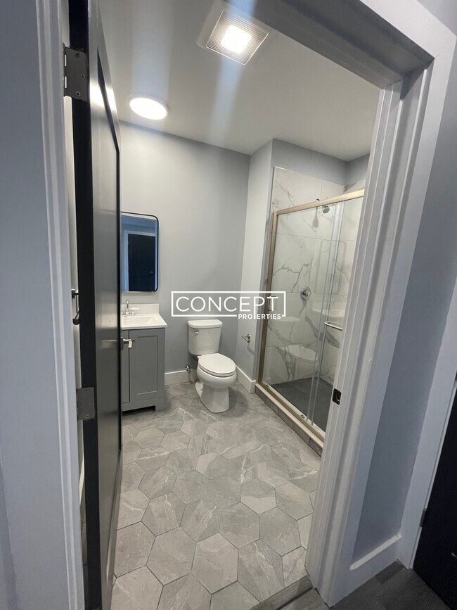 Building Photo - 365 Western Ave