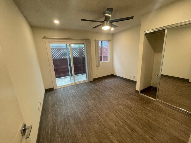 Building Photo - 3419 Keystone Av