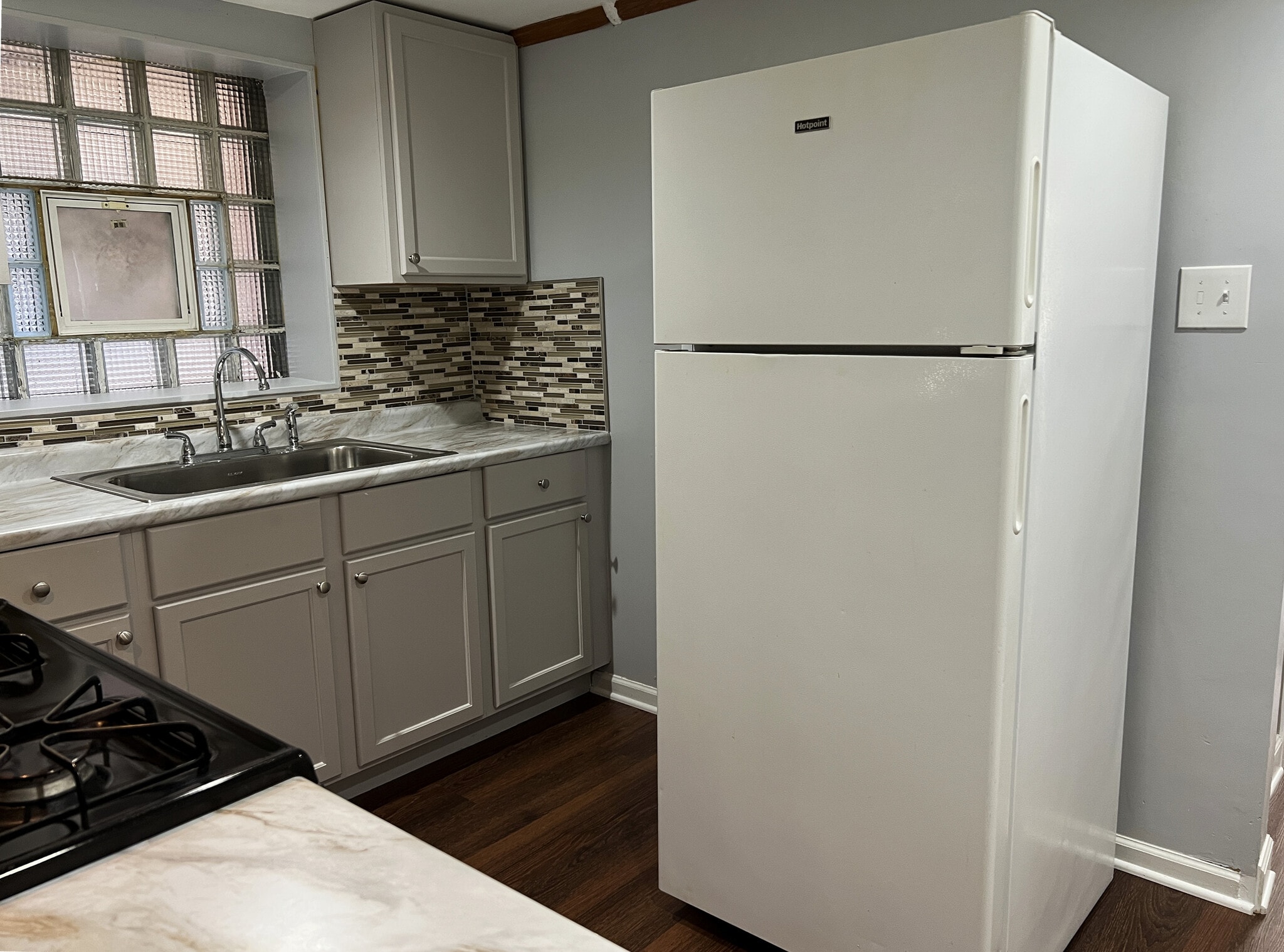 Building Photo - 4538 N Christiana Ave