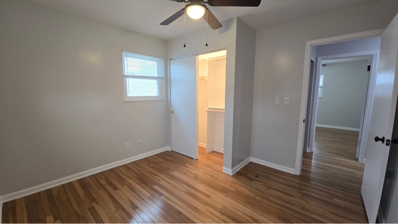 Building Photo - 432 Hickory Ln